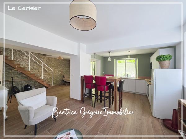 Maison
         10 pièces
        - 350 m² Bien prestige 1 560 000 € *