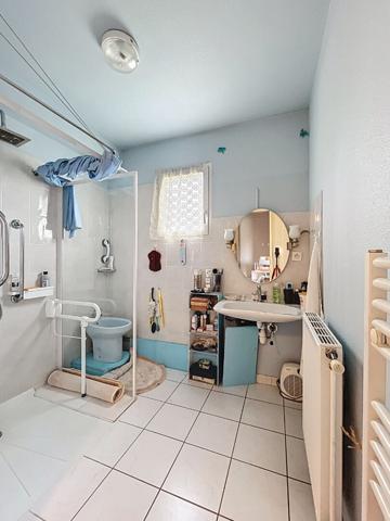 APPARTEMENT T4 DE 81 M² AVEC 3 CHAMBRES A PROXIMITE DES COMMODITES