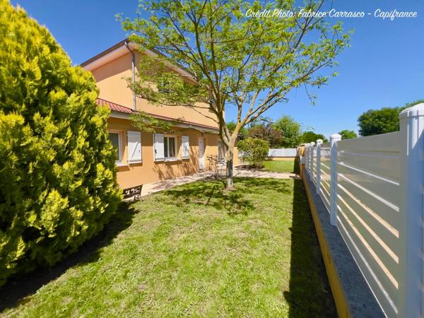 MARINGUES 63: Maison familiale de 144 m² avec piscine, 6 chambres, garage, jardin et pergola bioclimatique, panneaux photovoltaïque