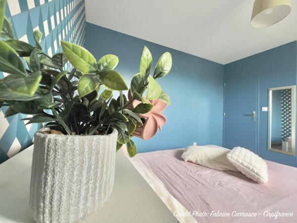 MARINGUES 63: Maison familiale de 144 m² avec piscine, 6 chambres, garage, jardin et pergola bioclimatique, panneaux photovoltaïque