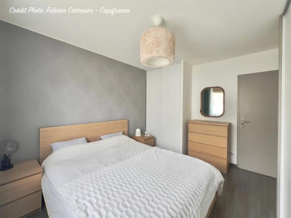 MARINGUES 63: Maison familiale de 144 m² avec piscine, 6 chambres, garage, jardin et pergola bioclimatique, panneaux photovoltaïque
