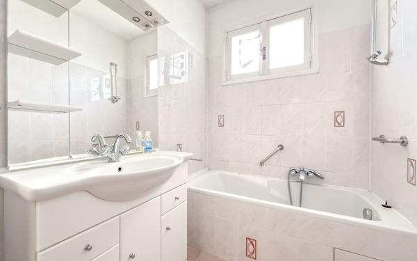 Appartement à vendre    2 pièces • 68,51 m2 Nice