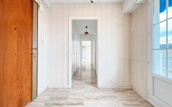 Appartement à vendre    2 pièces • 68,51 m2 Nice