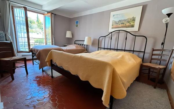 Appartement à vendre    3 pièces • 81,32 m2 Cabrières-d'Aigues