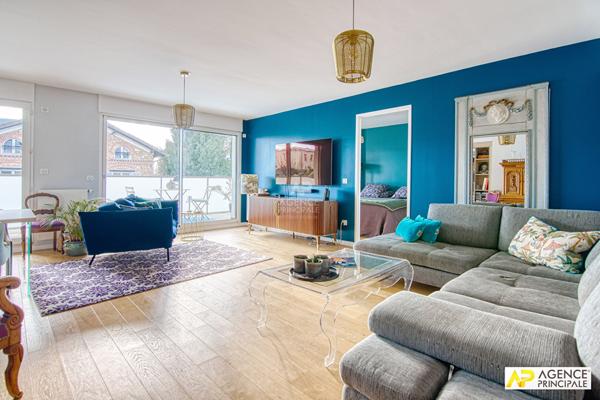 Le Chesnay limite Versailles Appartement 3/4 pièces 86 m² situé au 2ème étage avec ascenseur, terrasse, cave €895 000 ** - Référence 25744