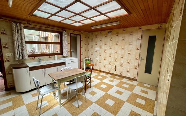 Maison à vendre    5 pièces • 117 m2 Beuvrages