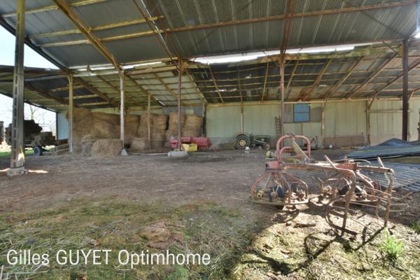 15MN de BERNAY, MAISON ATYPIQUE, T6, 122M² 180000€ 1,68Hectares de terrain avec dépendances et étang. (27)