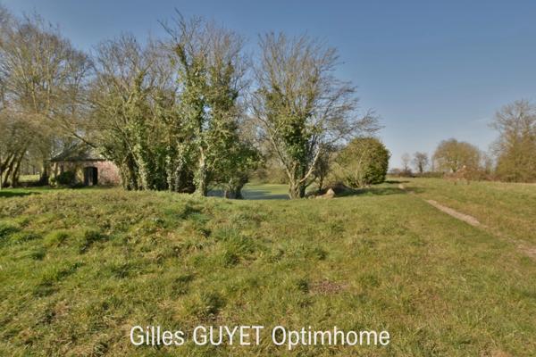 15MN de BERNAY, MAISON ATYPIQUE, T6, 122M² 180000€ 1,68Hectares de terrain avec dépendances et étang. (27)