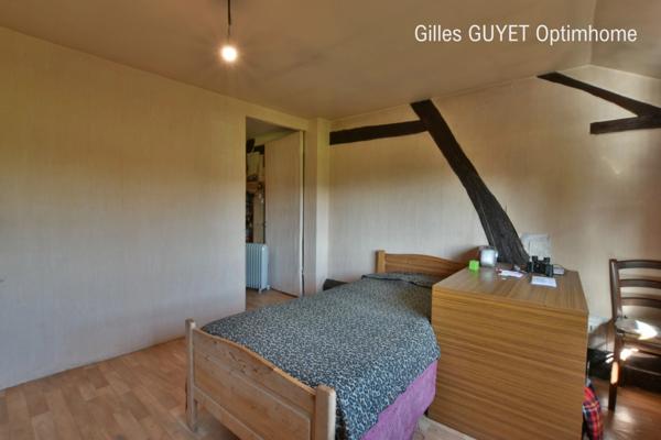 15MN de BERNAY, MAISON ATYPIQUE, T6, 122M² 180000€ 1,68Hectares de terrain avec dépendances et étang. (27)