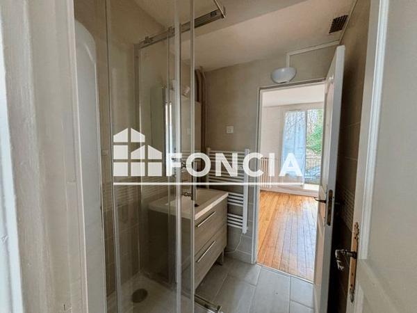 Location Appartement 3 pièces 46.75 m² - Versailles 78000