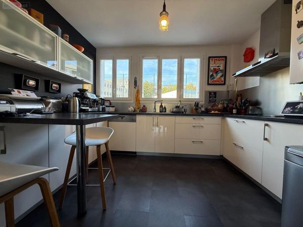 Appartement rénové à vendre à Quimper dans le Finistère (29000), ref : LD/ROH   
centre-ville