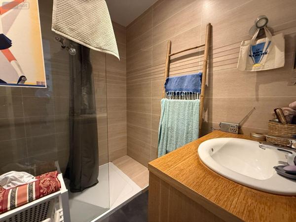 Appartement rénové à vendre à Quimper dans le Finistère (29000), ref : LD/ROH   
centre-ville