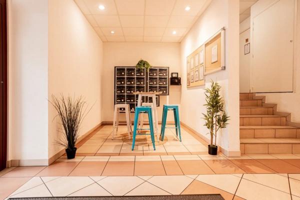 INVESTISSEMENT LOCATIF – LIMOGES – Résidence Etudiante Uxco Les Arènes d'Orsay - 5,25% de rentabilité