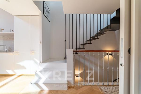 Maison de ville bourgeoise du XIXe aux prestations exceptionnelles