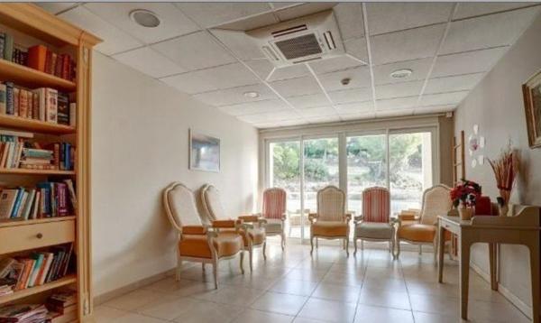 INVESTISSEMENT LOCATIF – SAINT VICTORET – Résidence EHPAD LA FILOSETTE – 6.02 % de rentabilité