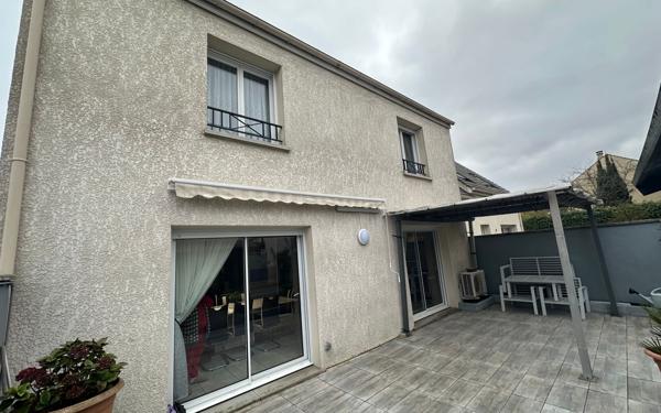 Maison à vendre    5 pièces • 135 m2 Saint-Germain-lès-Arpajon