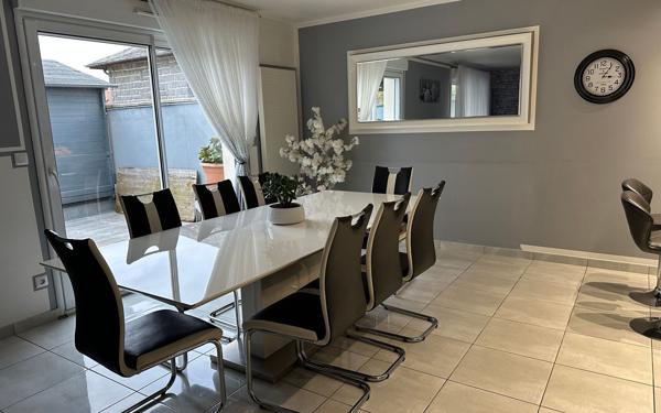 Maison à vendre    5 pièces • 135 m2 Saint-Germain-lès-Arpajon