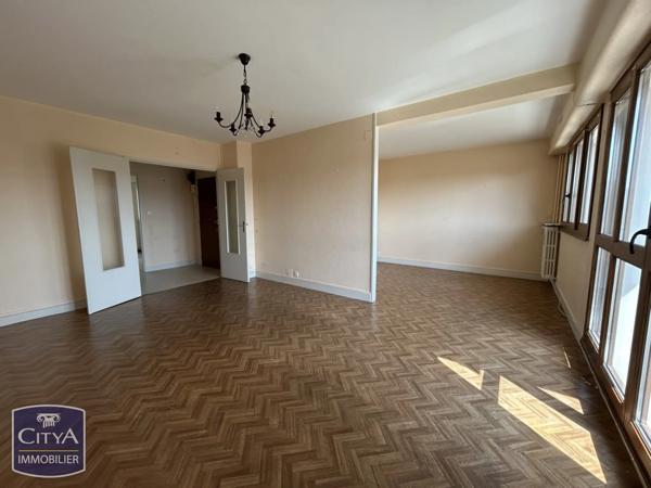 Appartement à vendre 3 pièces 81.28m² Châtellerault (86100)