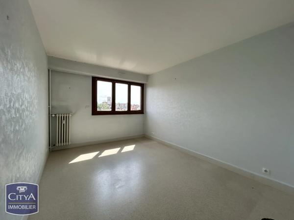 Appartement à vendre 3 pièces 81.28m² Châtellerault (86100)