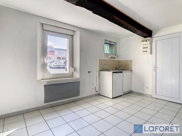 Location appartement près de ST DIZIER - 2 pièce(s) - 27 m² - 400 €/mois