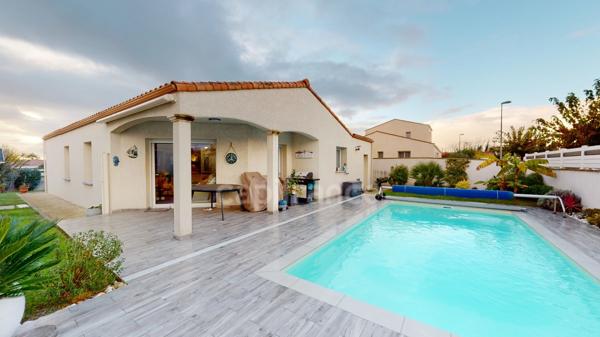 ROYAN – EXCLUSIVITÉ – CHARMANTE MAISON DE PLAIN-PIED AVEC PISCINE
