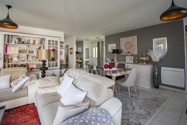 ROYAN – EXCLUSIVITÉ – CHARMANTE MAISON DE PLAIN-PIED AVEC PISCINE