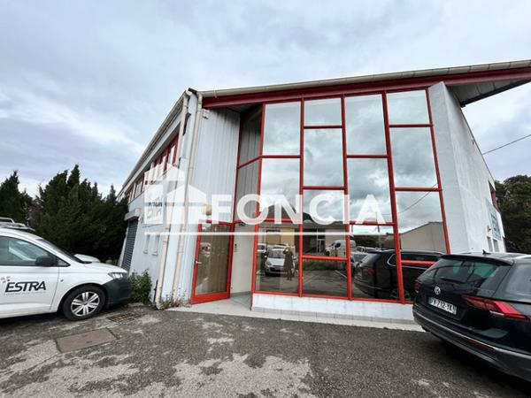 Location Local commercial 8 pièces 580 m² - 96 RUE LAVOISIER La Farlede 83210