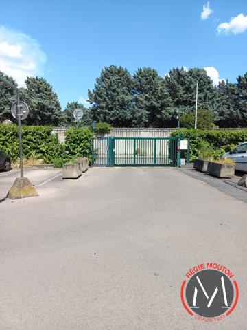 Parking en surface - 69007 LYON