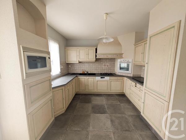 Maison à vendre  6 pièces - 121,40 m 2   TALMONT ST HILAIRE  - 85