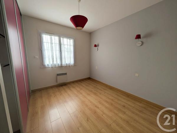Maison à vendre  6 pièces - 121,40 m 2   TALMONT ST HILAIRE  - 85