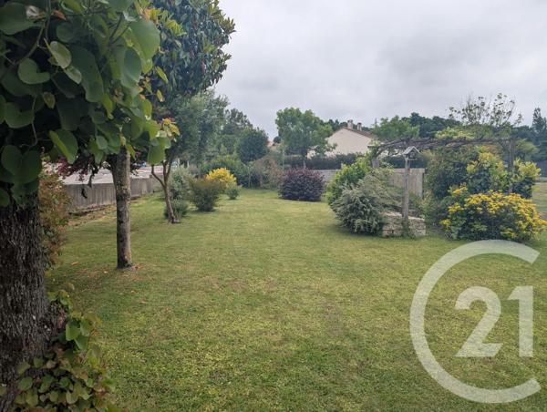 Maison à vendre  6 pièces - 121,40 m 2   TALMONT ST HILAIRE  - 85