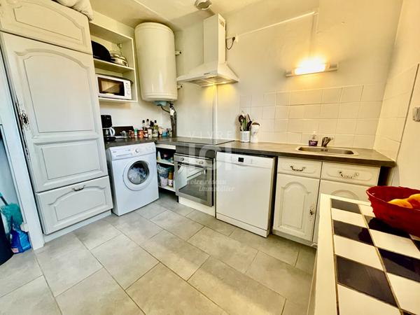 LONGERE - 65m² - 2 CHAMBRES - BOURG- LOCATAIRE EN PLACE