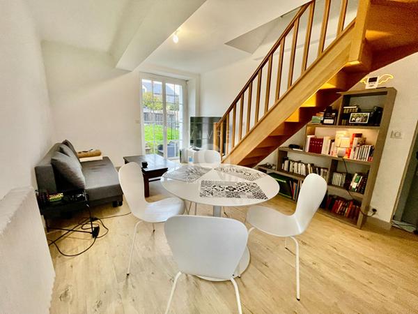 LONGERE - 65m² - 2 CHAMBRES - BOURG- LOCATAIRE EN PLACE