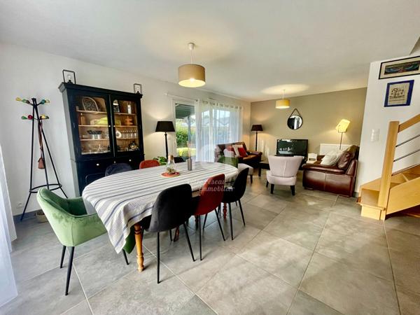 LONGERE - 65m² - 2 CHAMBRES - BOURG- LOCATAIRE EN PLACE