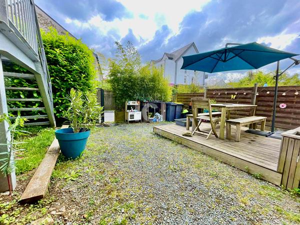 LONGERE - 65m² - 2 CHAMBRES - BOURG- LOCATAIRE EN PLACE