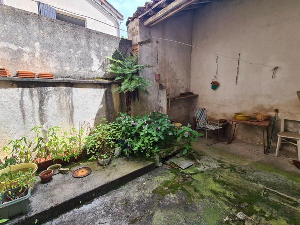 Maison à vendre 7 pièces MAGNAC LAVAL (87)