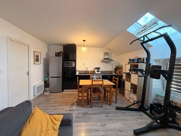 Quartier Chantenay: Appartement T3 récent  au 2 ème et dernier étage  avec cave et jardin commun