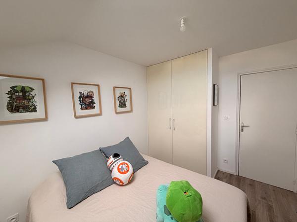 Quartier Chantenay: Appartement T3 récent  au 2 ème et dernier étage  avec cave et jardin commun