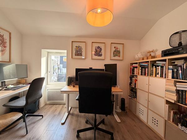 Quartier Chantenay: Appartement T3 récent  au 2 ème et dernier étage  avec cave et jardin commun