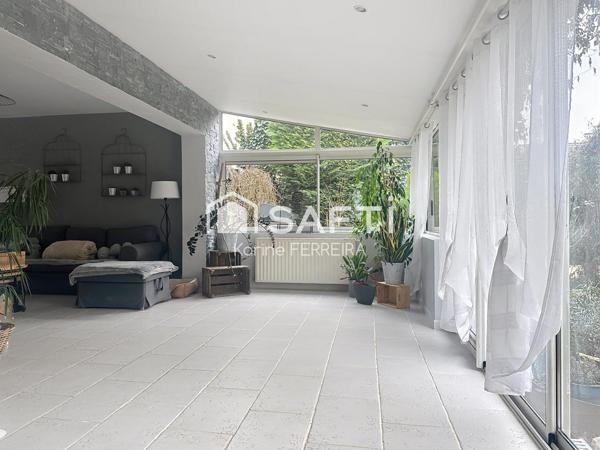 Une maison familiale lumineuse au calme, proche de tout