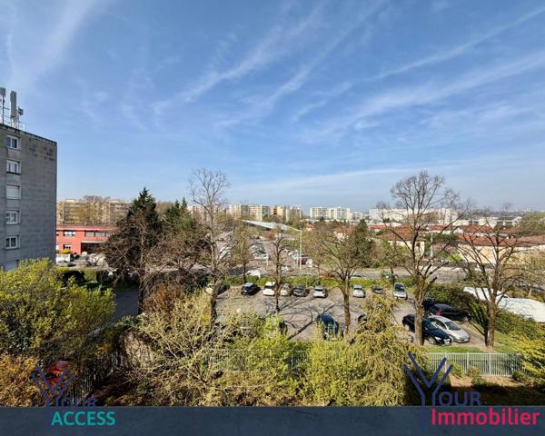 Appartement à vendre, 5 pièces - Vaulx-en-Velin 69120