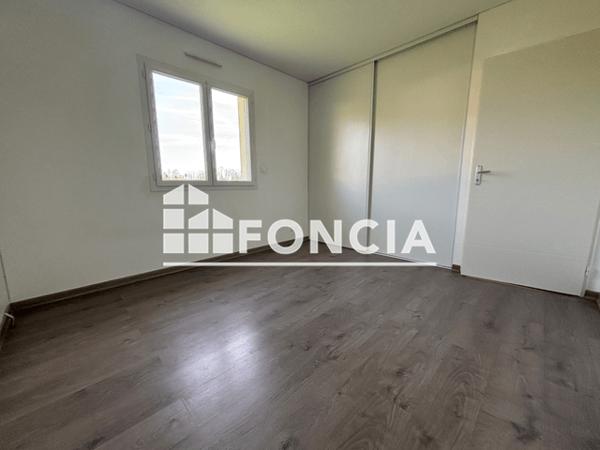 Location Maison 5 pièces 116.94 m² - CHEMIN LAS TACHOUERES Bougarber 64230