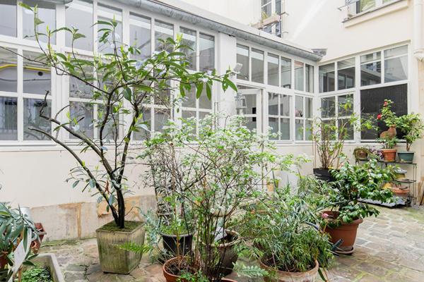 Loft dans un ancienne boutique-atelier du XIXème siècle