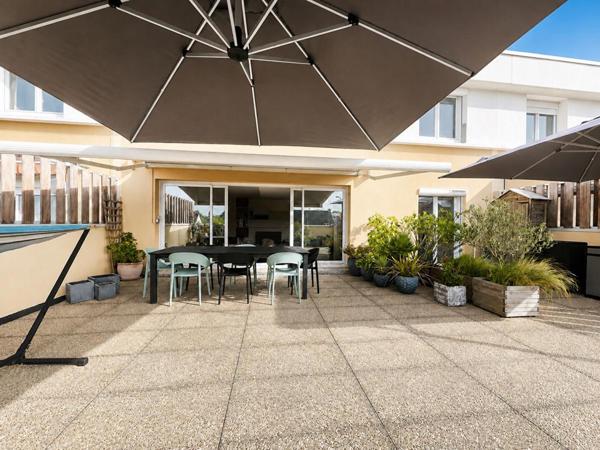 T5 Triplex 122 m² - Terrasse 67 m² plein Sud - Bourgeonnière/Hippodrome
