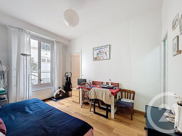 Appartement F2 à vendre  2 pièces - 31,83 m2 PARIS - 75015