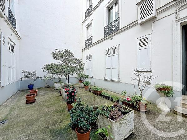 Appartement F2 à vendre  2 pièces - 31,83 m2 PARIS - 75015