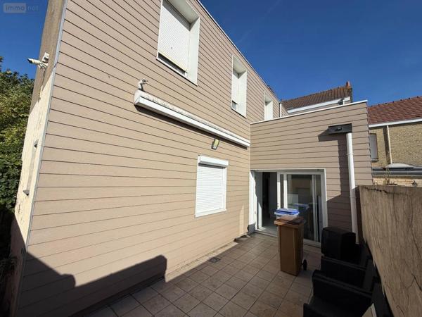 Achat - Immeuble | Local mixte (Pro/Hab) Coudekerque-Branche 59210 155 m 2 132 m 2