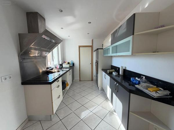 Achat - Immeuble | Local mixte (Pro/Hab) Coudekerque-Branche 59210 155 m 2 132 m 2