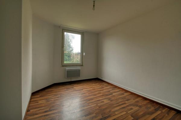 Dpt Moselle (57), à vendre BOUZONVILLE immeuble