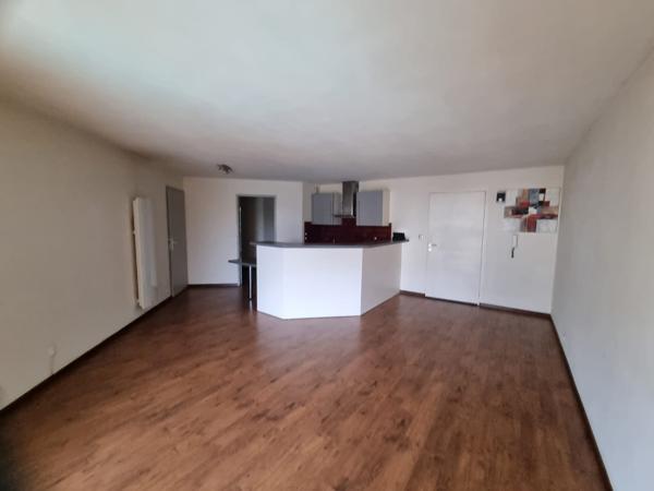 Appartement 2 pièce(s) 1 chambre(s) 51.77 m²